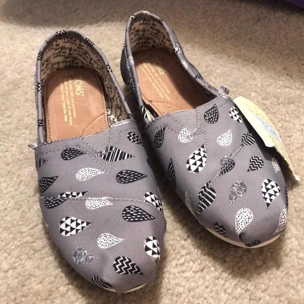 Raindrop Toms